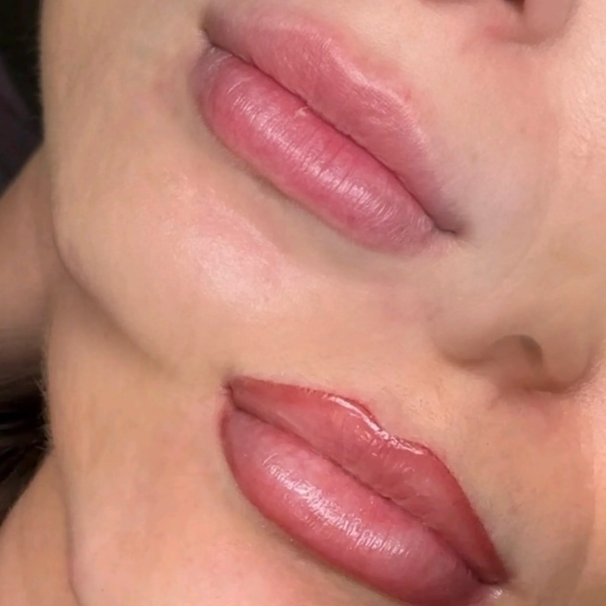 lips with lip blush